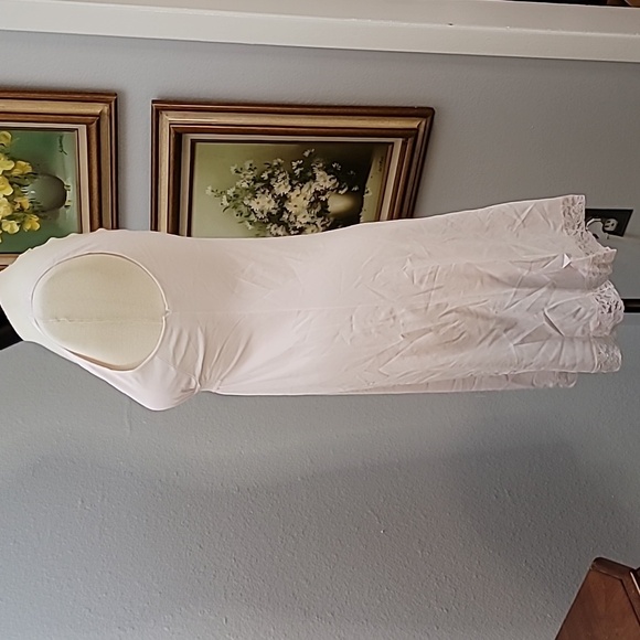 Vintage JCPENNEY nylon pink lace nightgown size small has flaws* - Picture 9 of 12